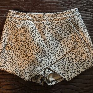 Cheetah print express skort